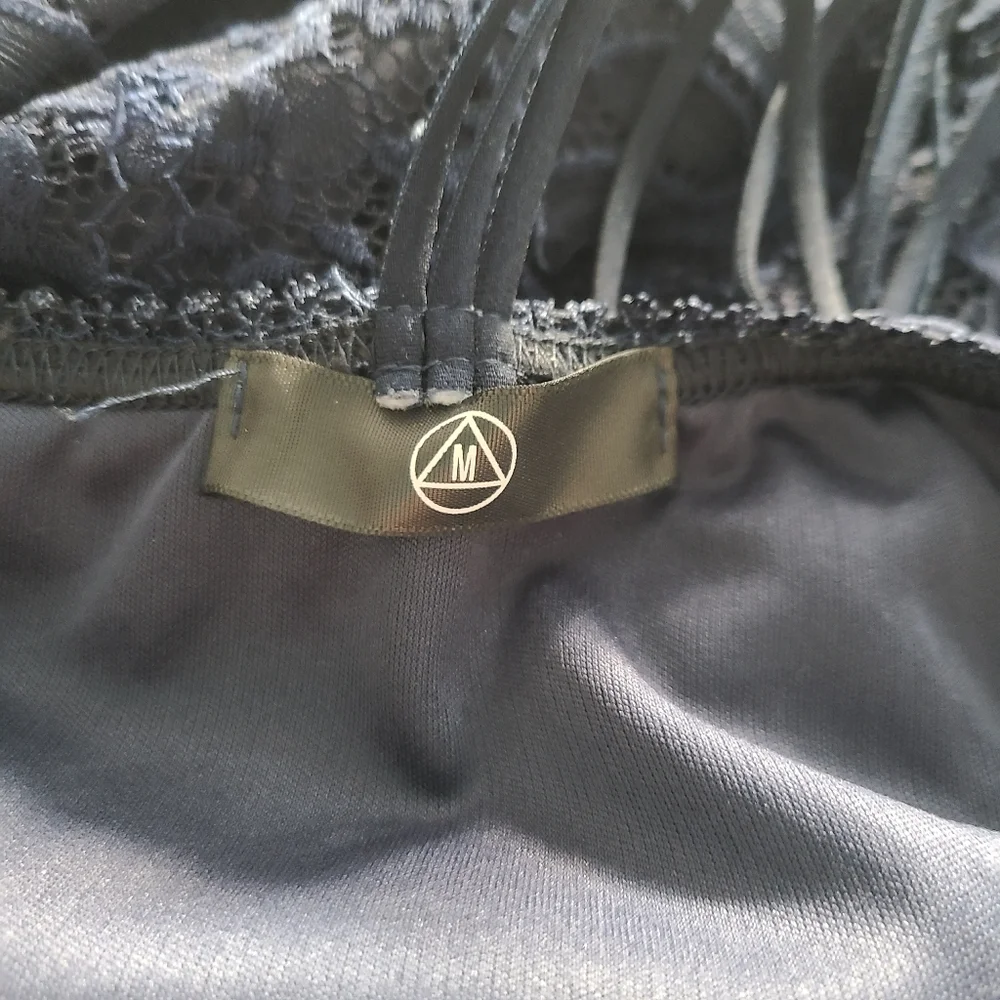 🍉 NWOT Misguided Navy Bodycon Lace Dress Low Cut Size 8 - Picture 4 of 5